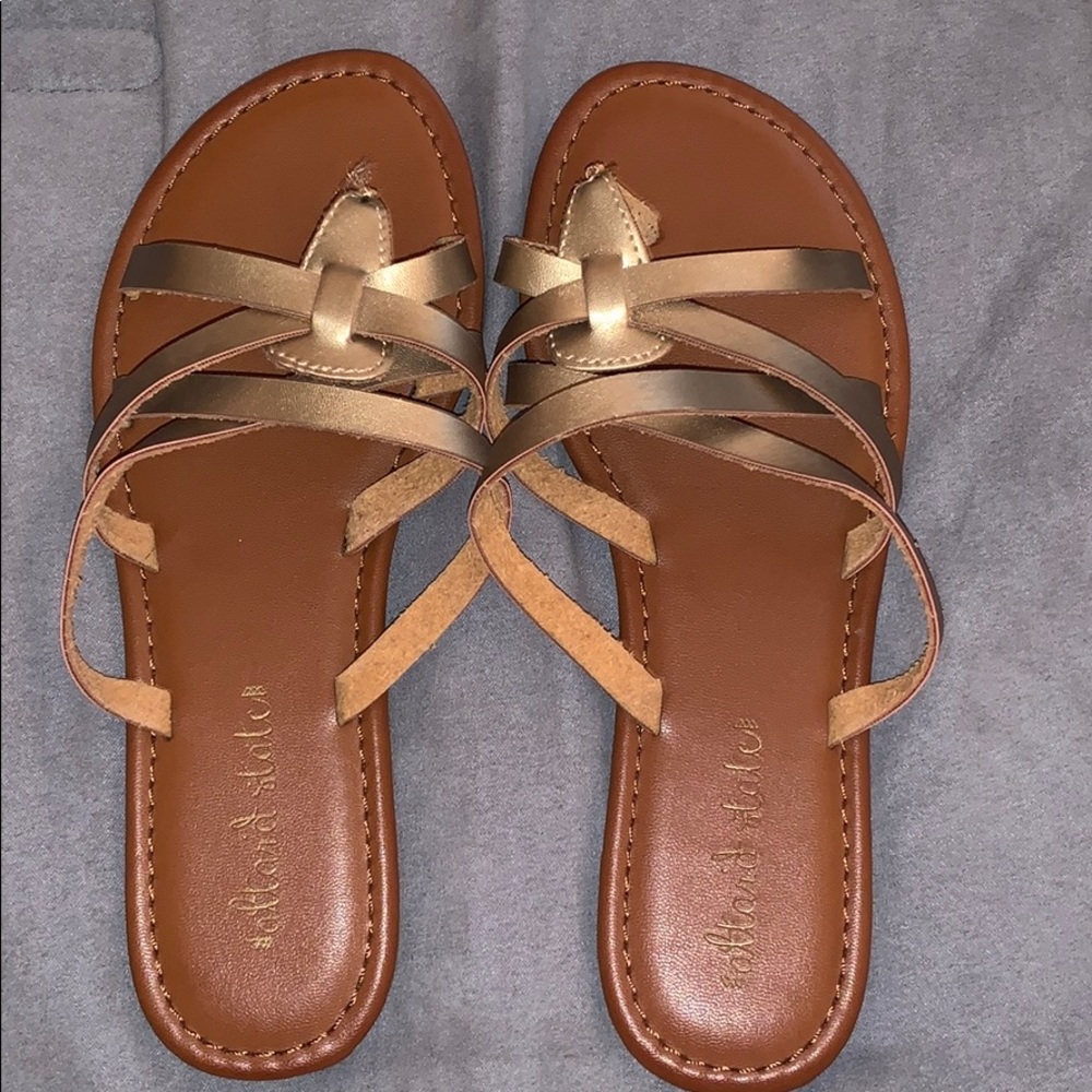 Sandals! Never worn!